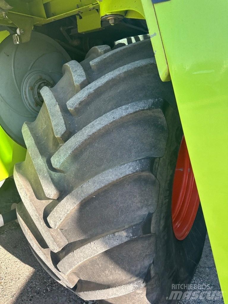 CLAAS Lexion 560 联合收割机