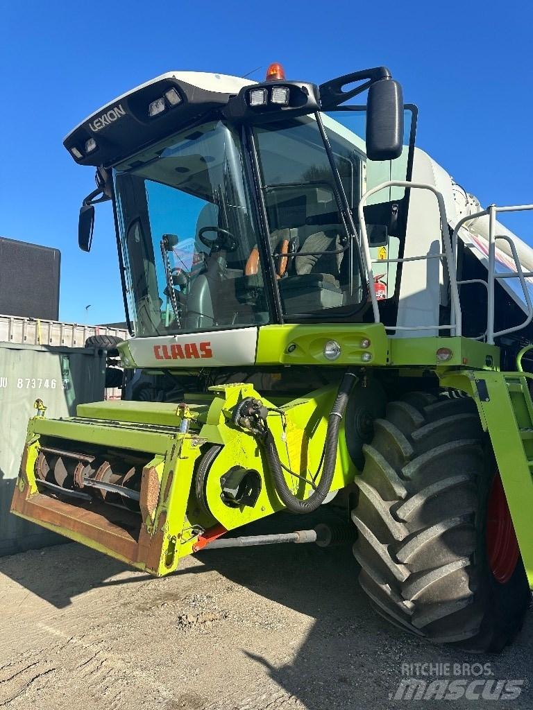 CLAAS Lexion 560 联合收割机