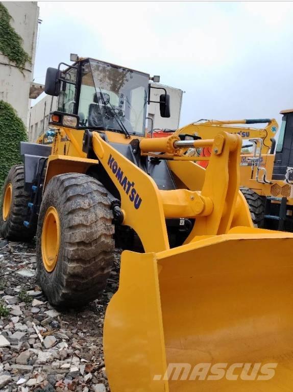 Komatsu WA 320-5 轮式装载机