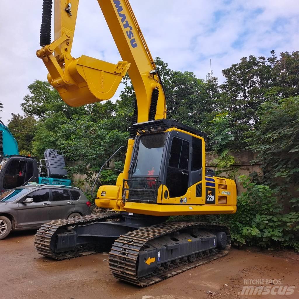 Komatsu PC 220-7 履带挖掘机