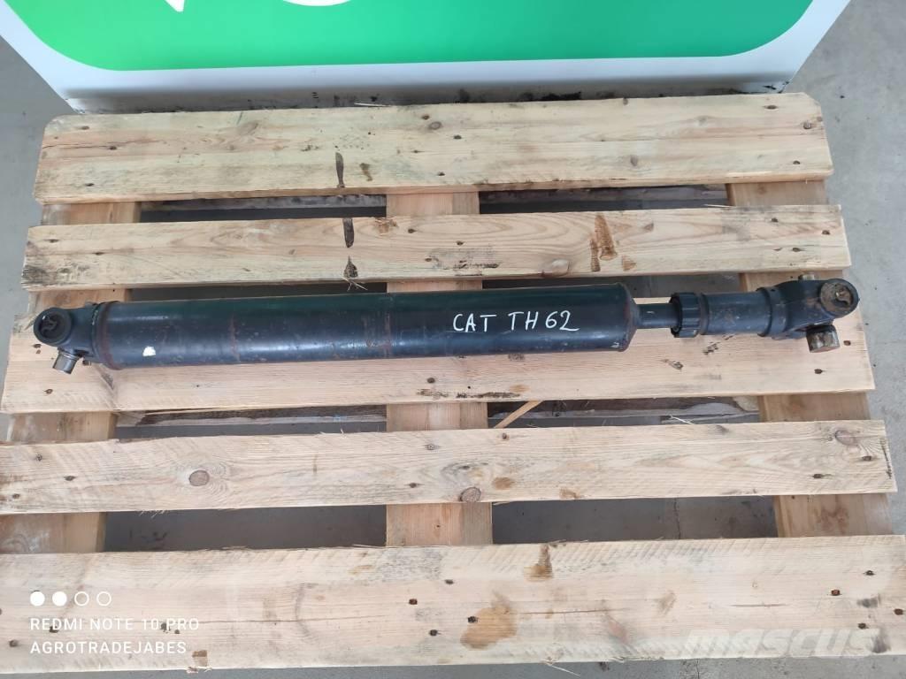 CAT TH63 drive shaft 轴