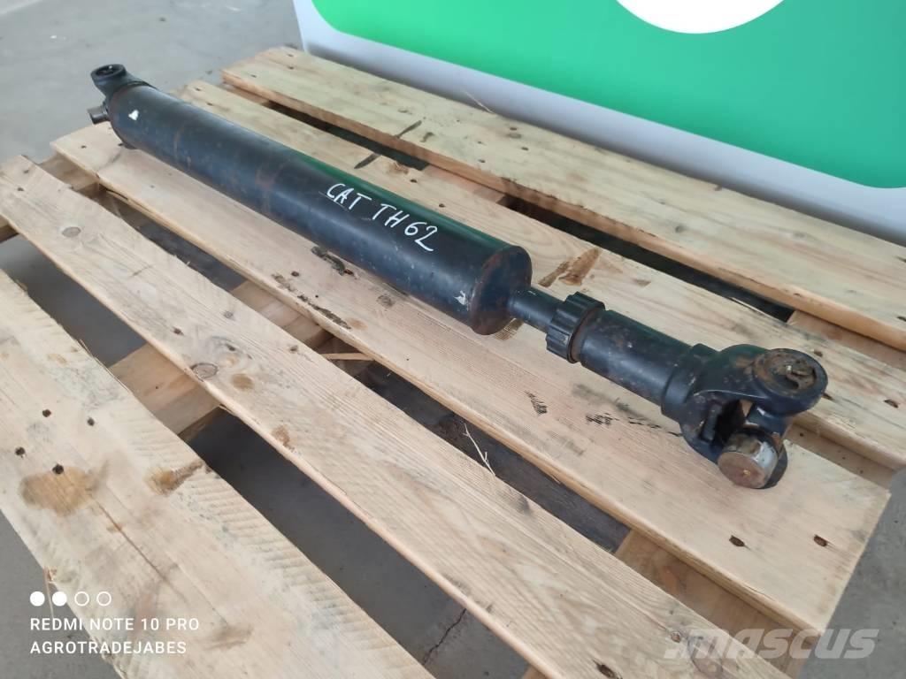 CAT TH63 drive shaft 轴