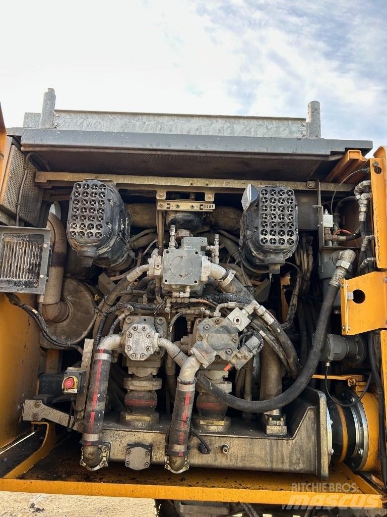 Liebherr LRB 125 振动打桩锤