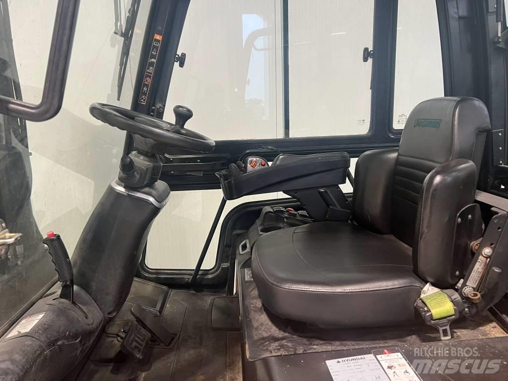 Hyundai 50 B-9 电动叉车