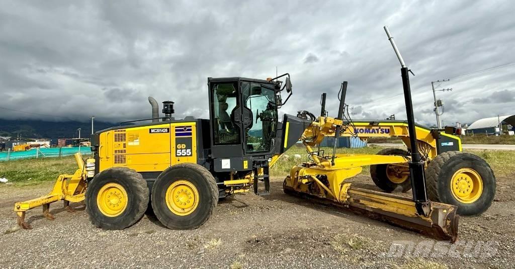 Komatsu GD555-5 平地机/推土机