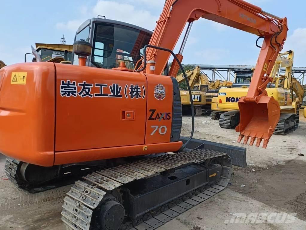 Hitachi ZX70 小型挖掘机