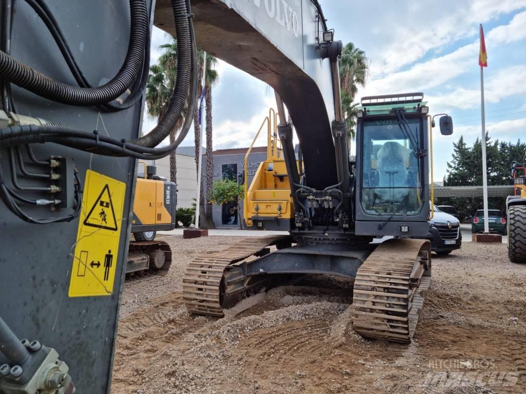 Volvo EC 300 E 履带挖掘机