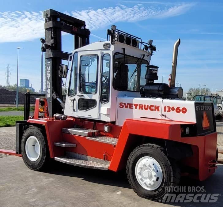 Svetruck 13,6 60-32 柴油叉车
