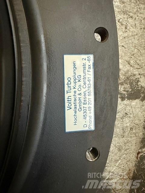 Doosan DL 420-3 底盘和悬架