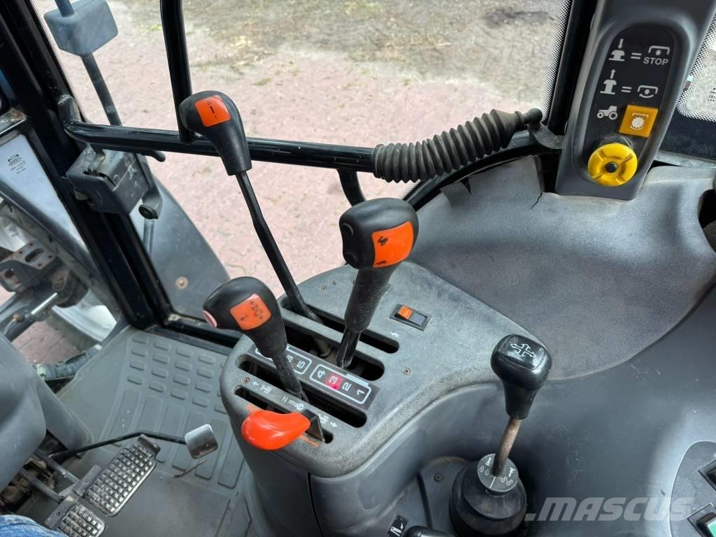 New Holland TS90 拖拉机/农用车