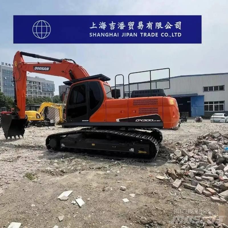 Doosan DX 300 履带挖掘机