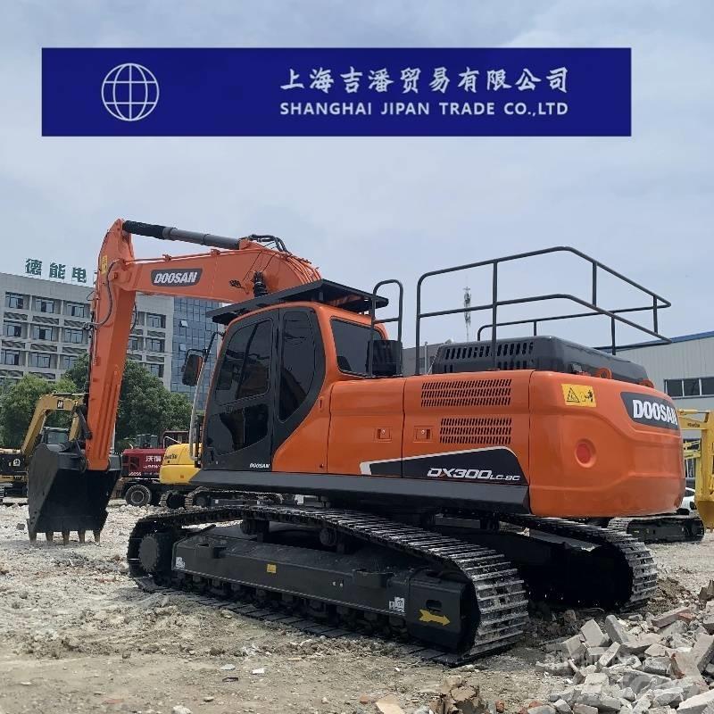 Doosan DX 300 履带挖掘机