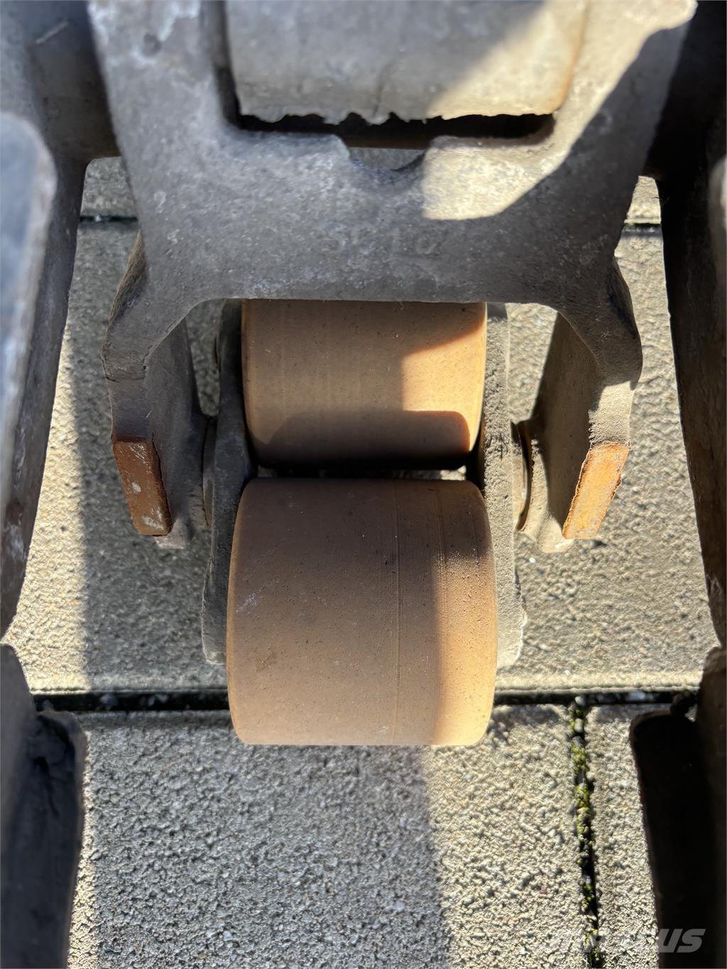 BT LWE 180 手推堆垛车