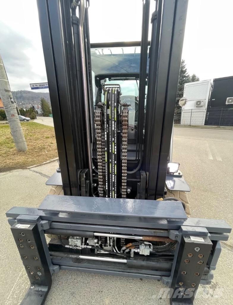 Toyota FVA450 天然气叉车