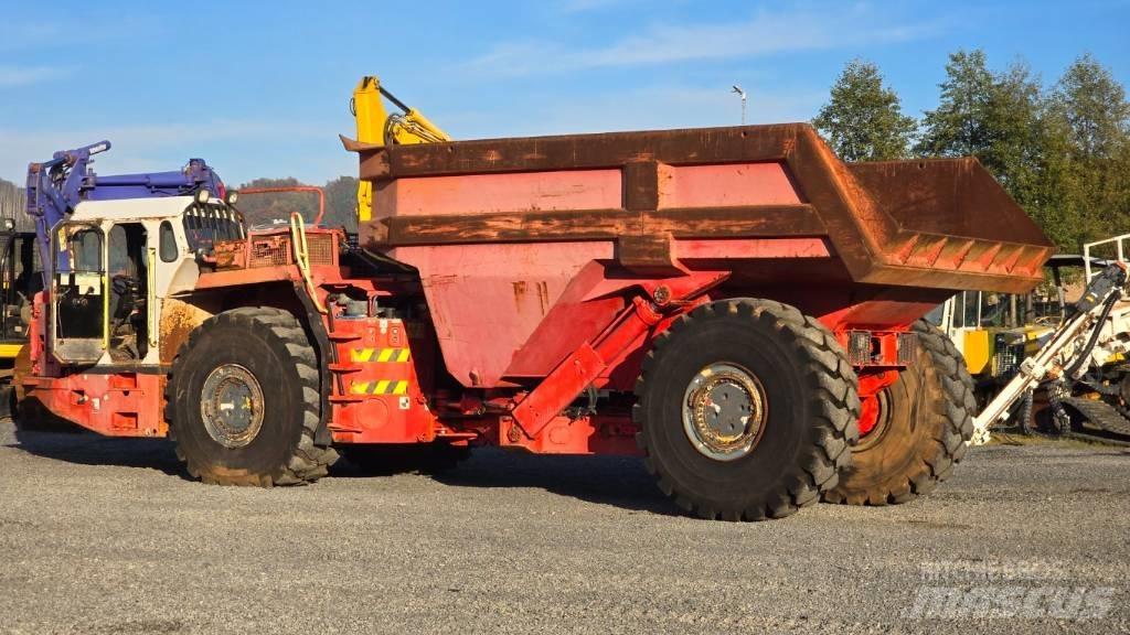 Sandvik TH550 地下矿用卡车