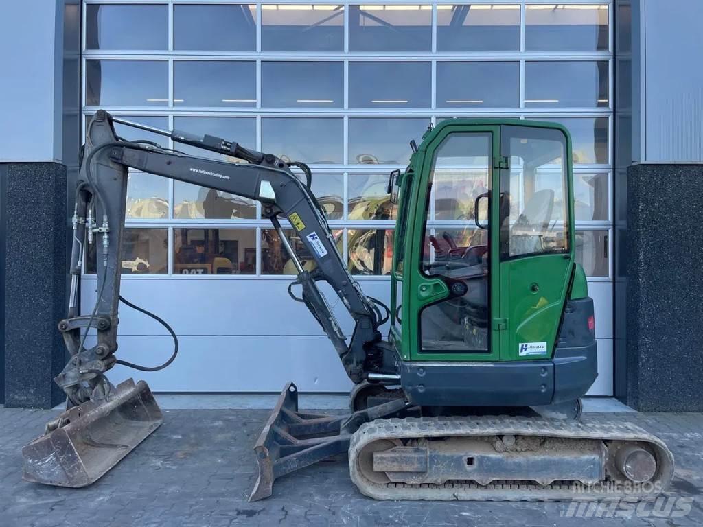 Volvo ECR38 小型挖掘机