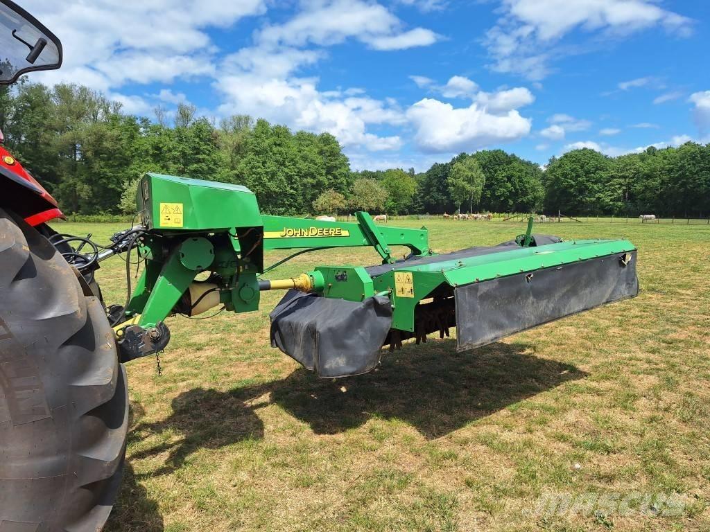 John Deere 328 割草调节装置