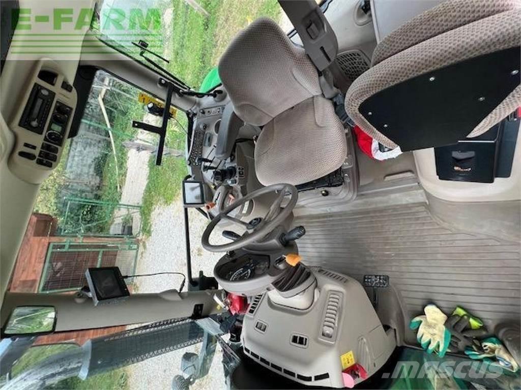 John Deere 6115R 拖拉机/农用车