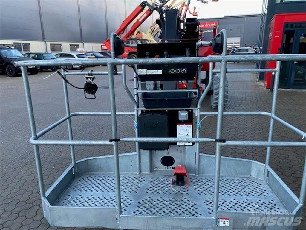 Manitou 200ATJE 曲臂高空工作平台