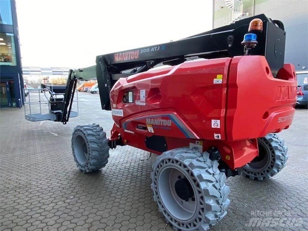 Manitou 200ATJE 曲臂高空工作平台