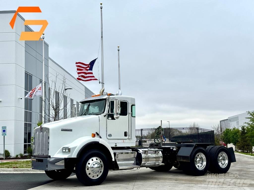 Kenworth T800 牵引车