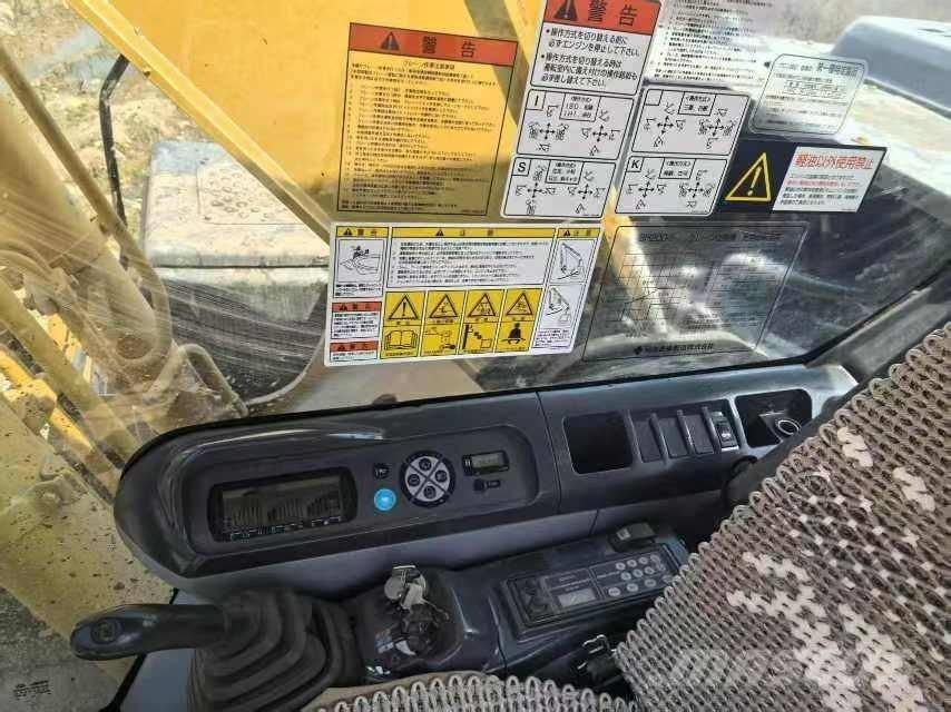 Sumitomo SH200 履带挖掘机