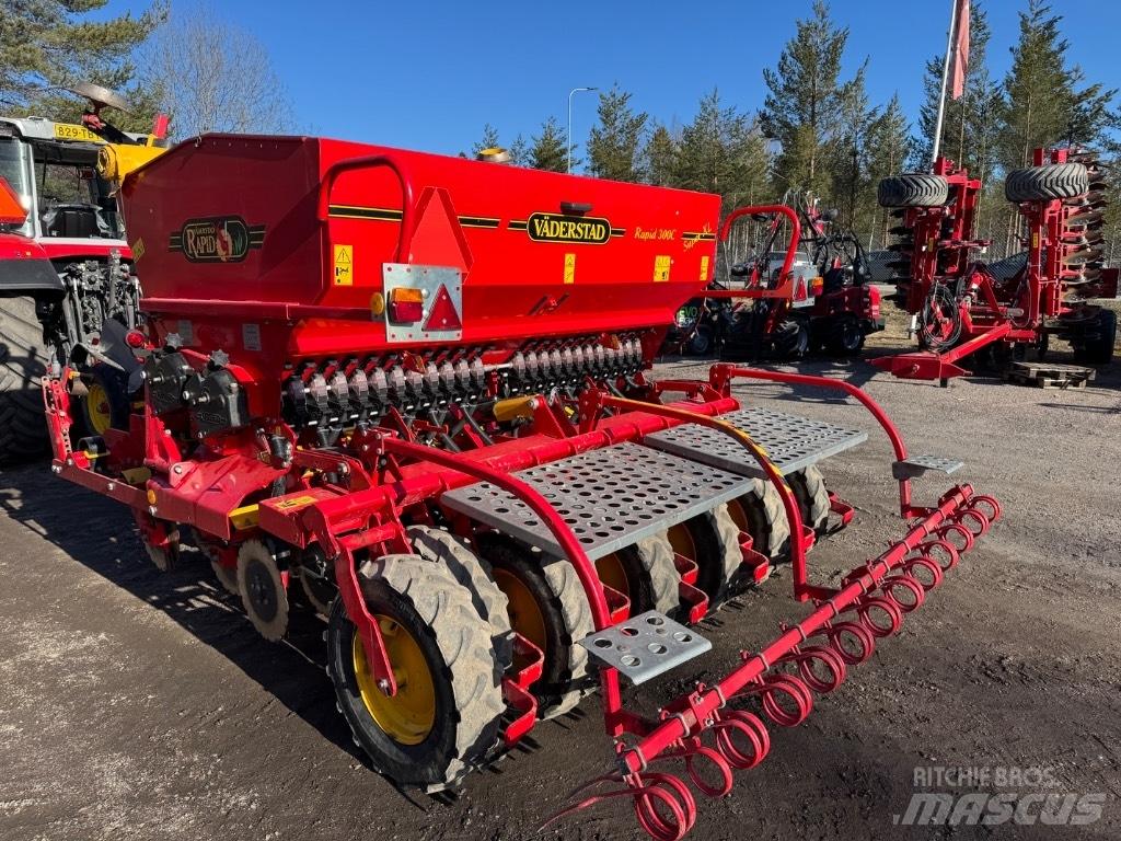 Väderstad Rapid 300C 多功能条播机