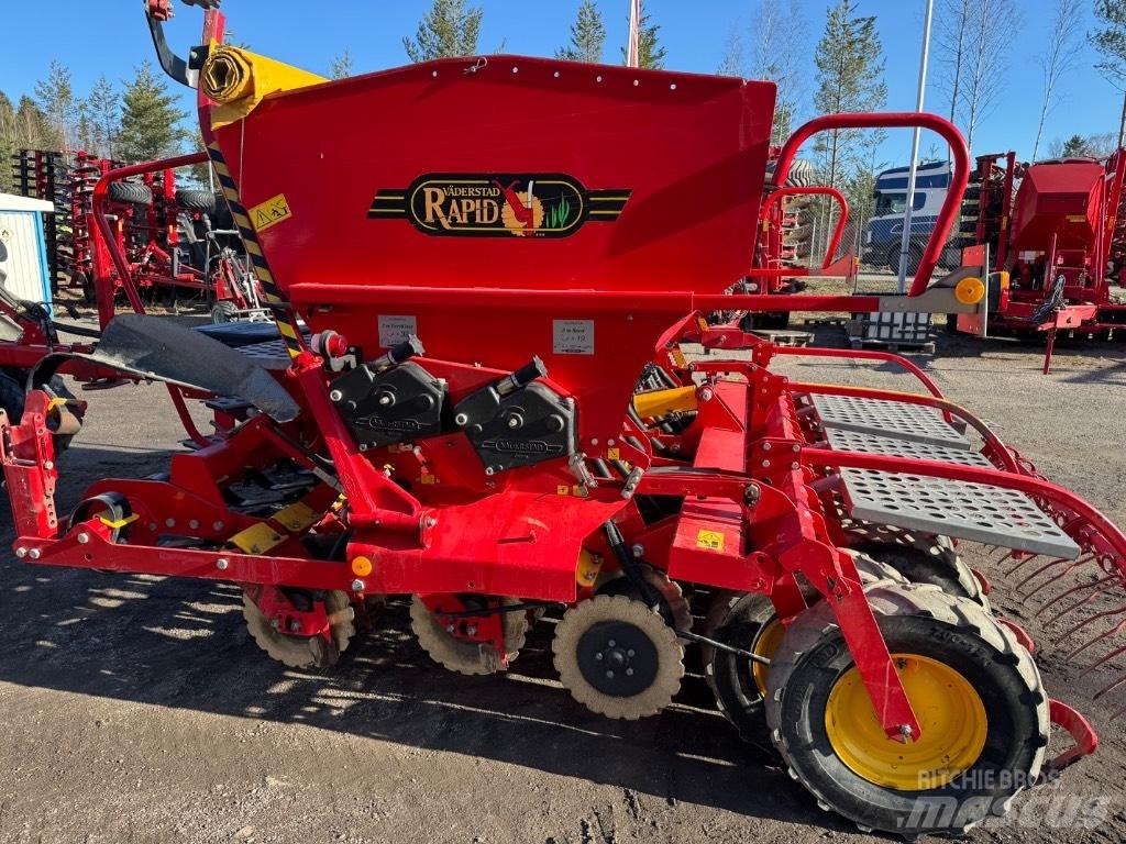 Väderstad Rapid 300C 多功能条播机