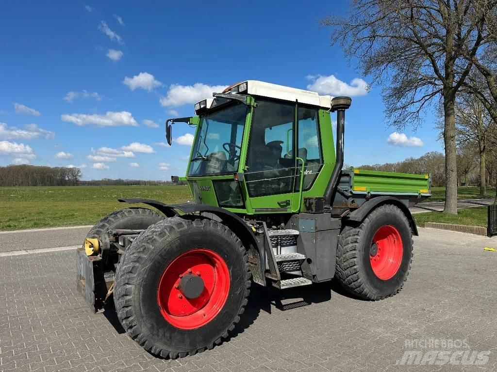 Fendt Xylon 520 拖拉机/农用车