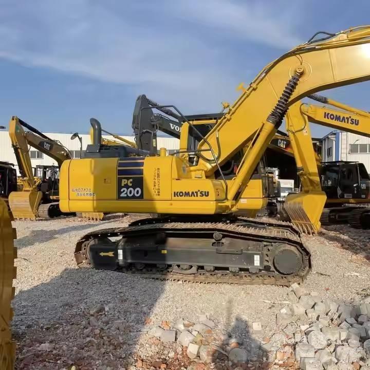 Komatsu PC200-8 履带挖掘机