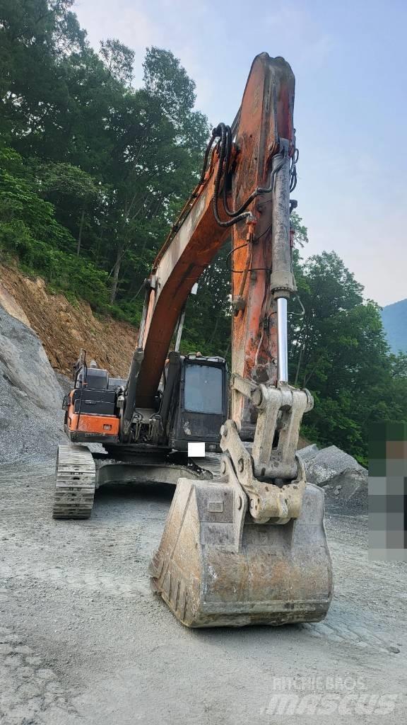 Doosan DX 300 LC-5 履带挖掘机