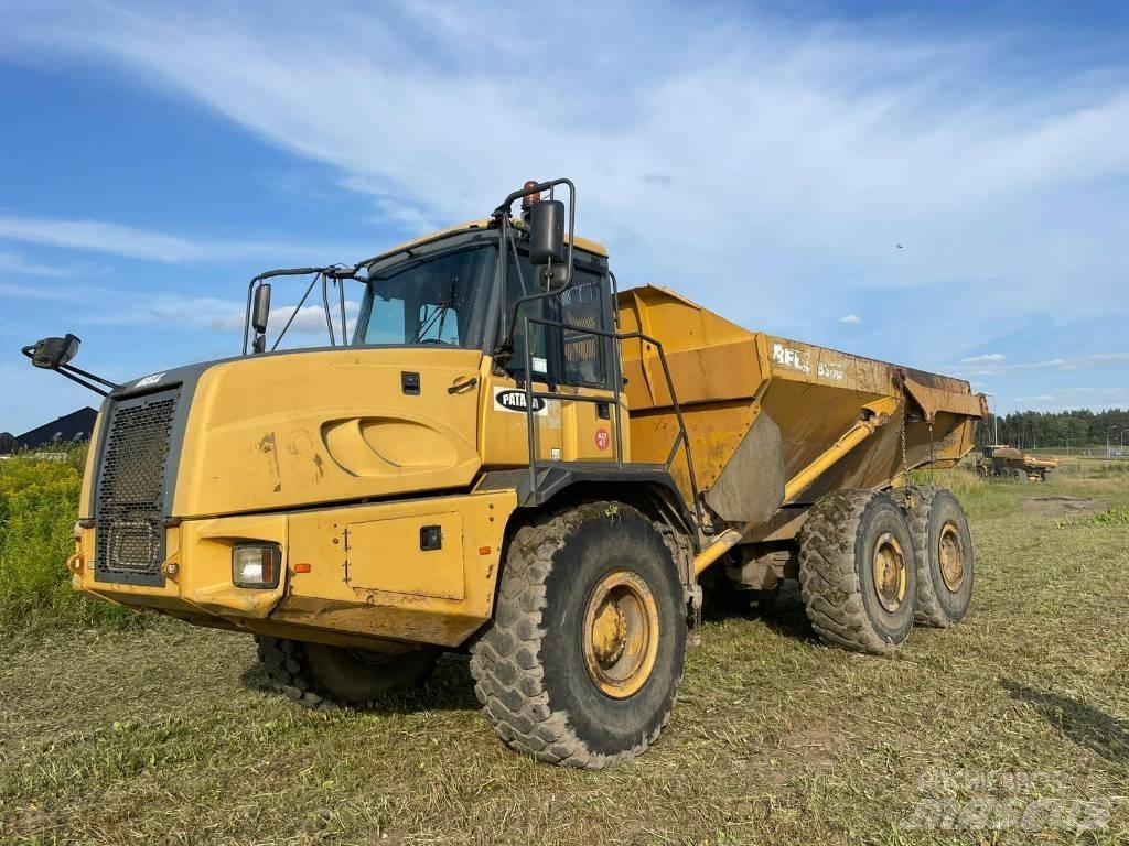 Bell B30D 铰接式自卸车