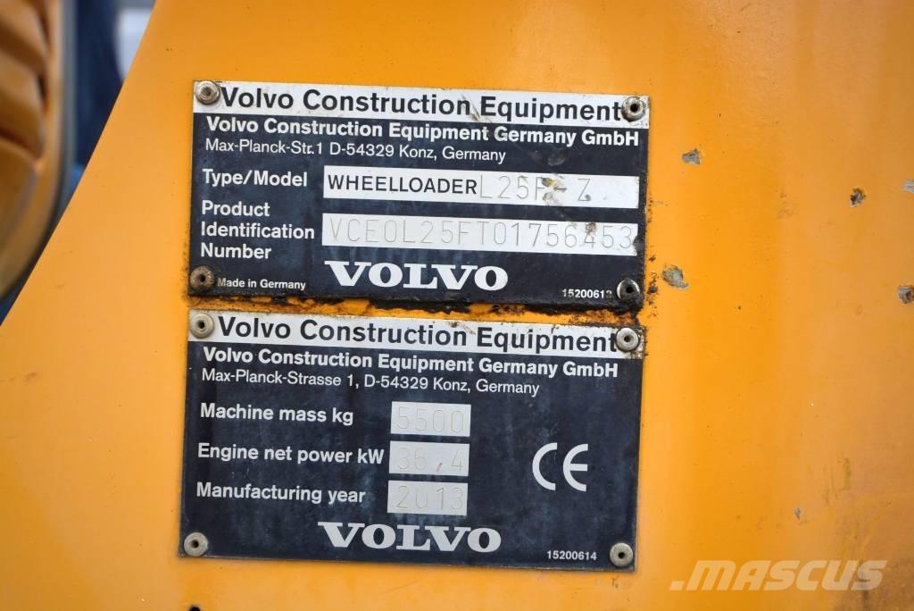 Volvo L 25 F Z 轮式装载机
