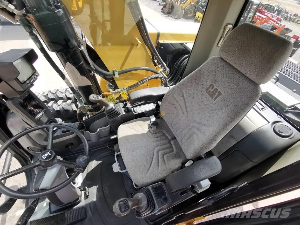 CAT M 316 D 轮式挖掘机