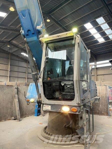 Fuchs AHL 831 D 工业挖掘机