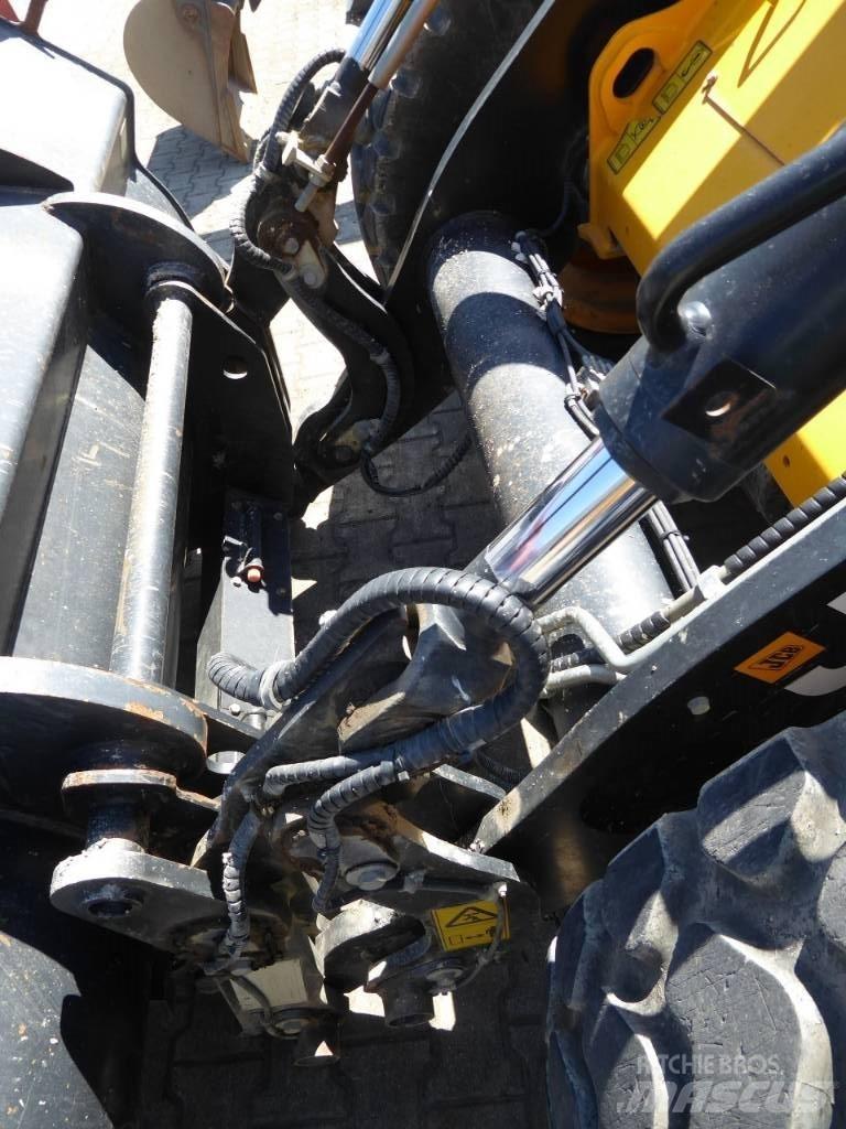 JCB 417 HT 轮式装载机