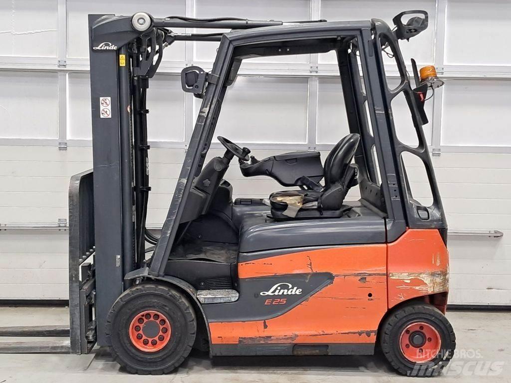 Linde E25-01 电动叉车
