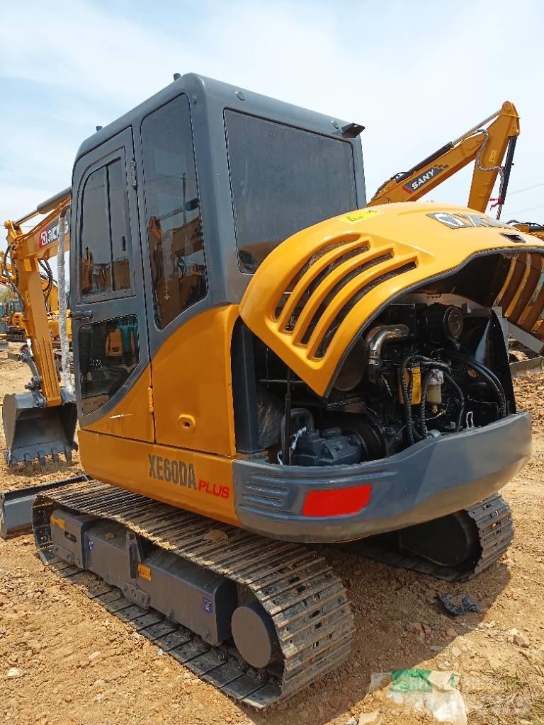 XCMG XWE60D 小型挖掘机