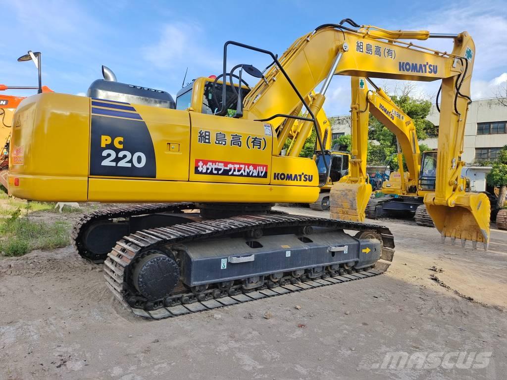 Komatsu PC 220 履带挖掘机