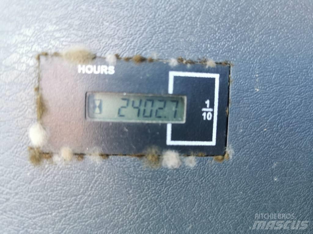 Hyundai HX 145 LCR 履带挖掘机