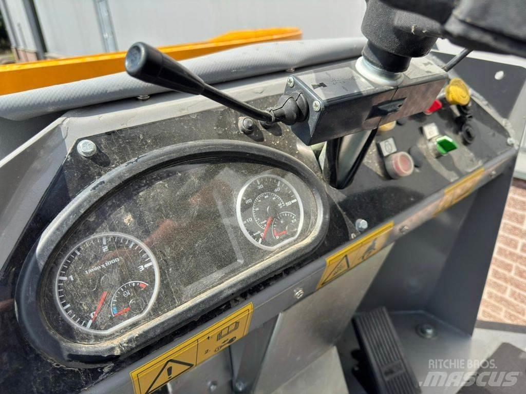 Paus AKR 9040 翻斗车\公路型自卸车