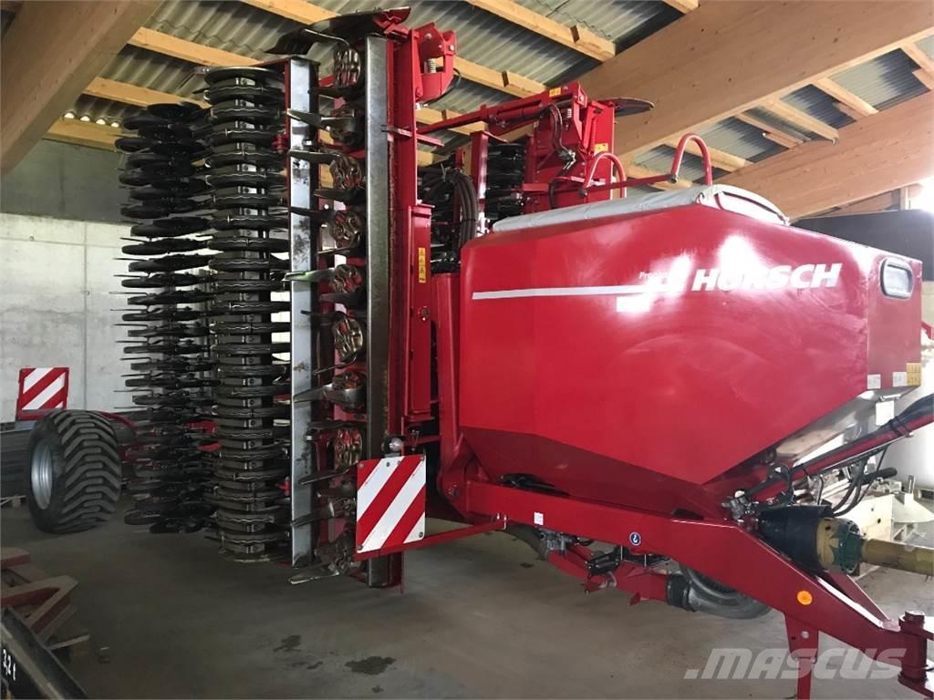 Horsch Pronto 6  KR 多功能条播机