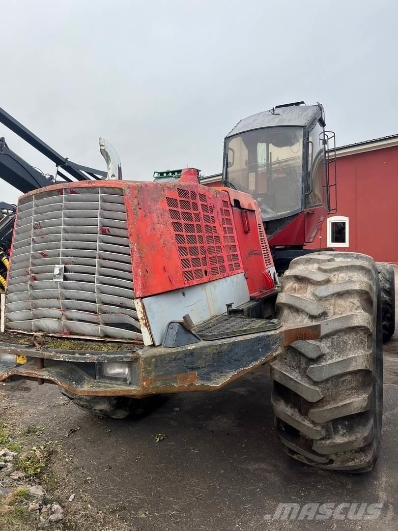 Valmet 921 收割机