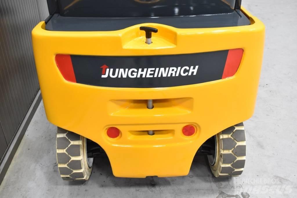 Jungheinrich EFG 318 电动叉车