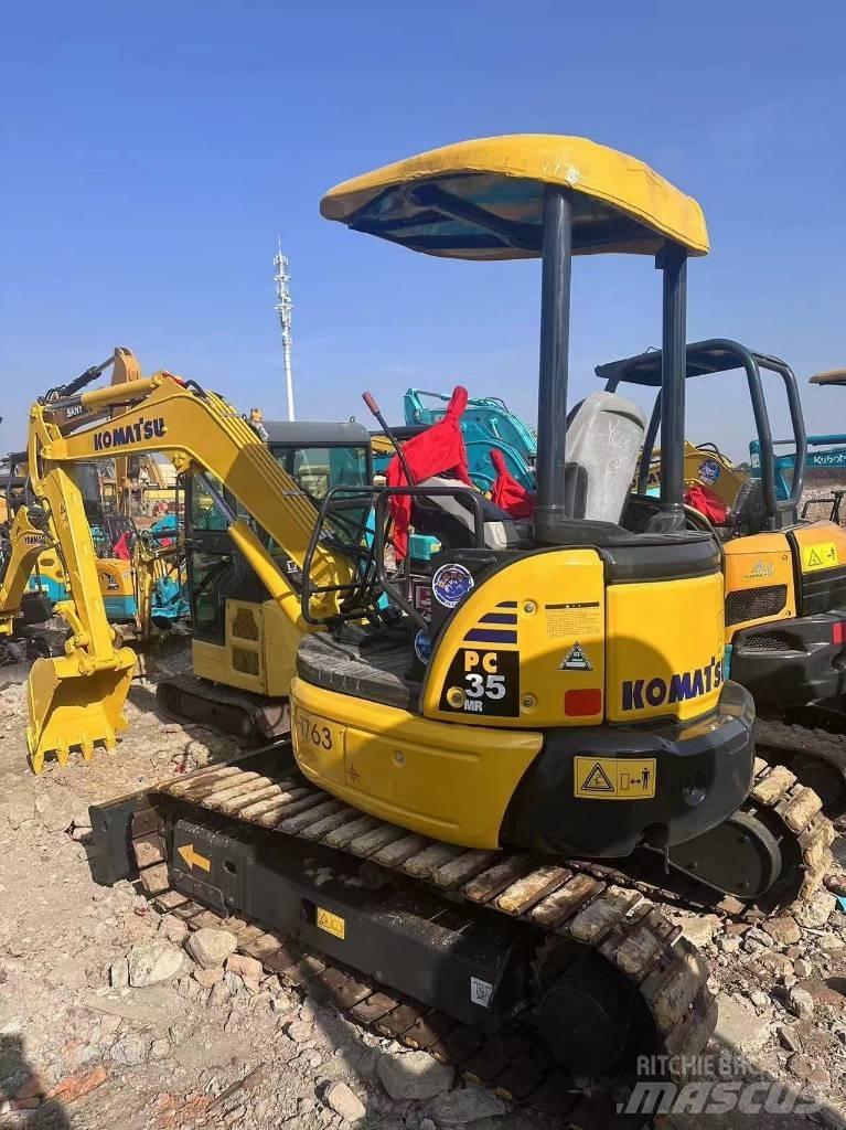 Komatsu PC 35 小型挖掘机