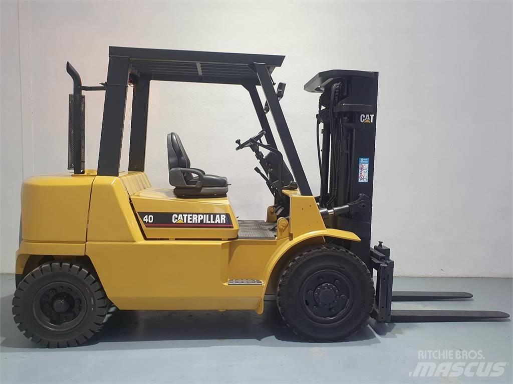CAT DP40K MC 柴油叉车