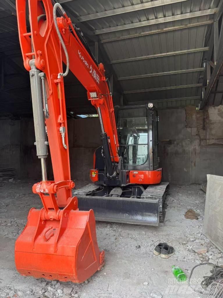 Kubota KX 165 小型挖掘机