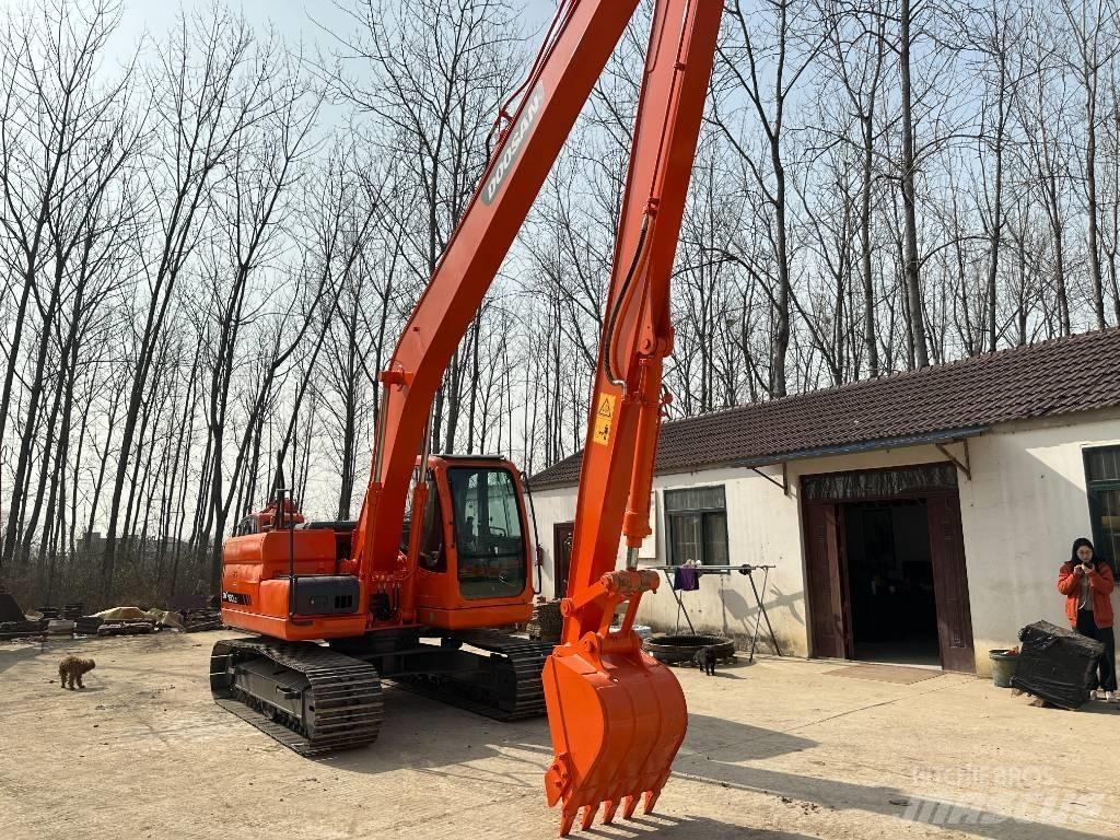 Doosan DX160LC 小型挖掘机