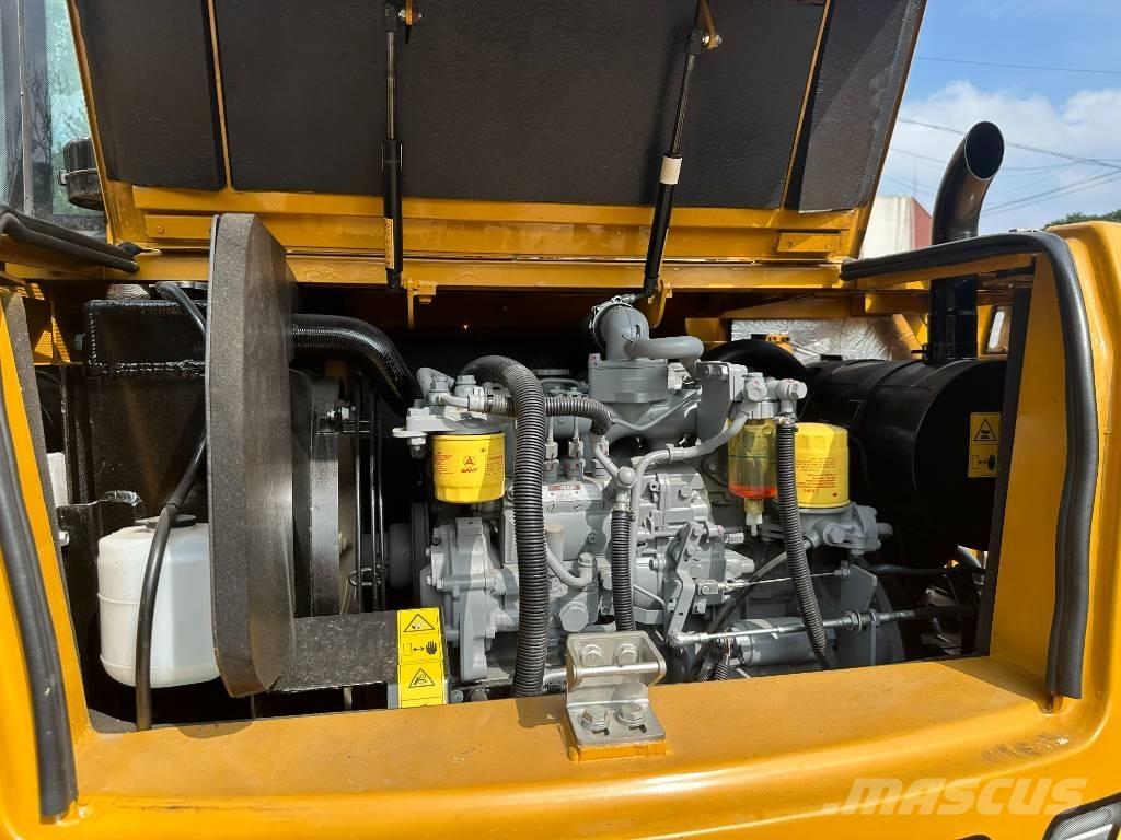 Sany SY75C 小型挖掘机