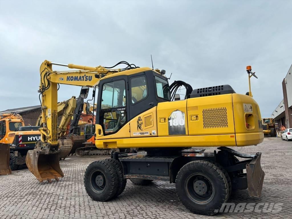 Komatsu PW 180-7 轮式挖掘机